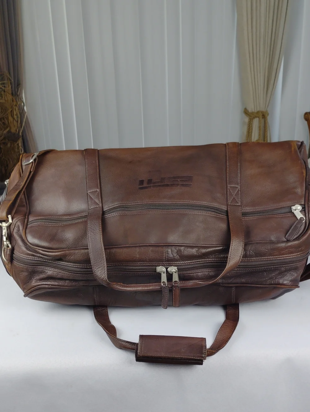 Latico N.J. USA ESPN Vintage Leather Duffel Bag.